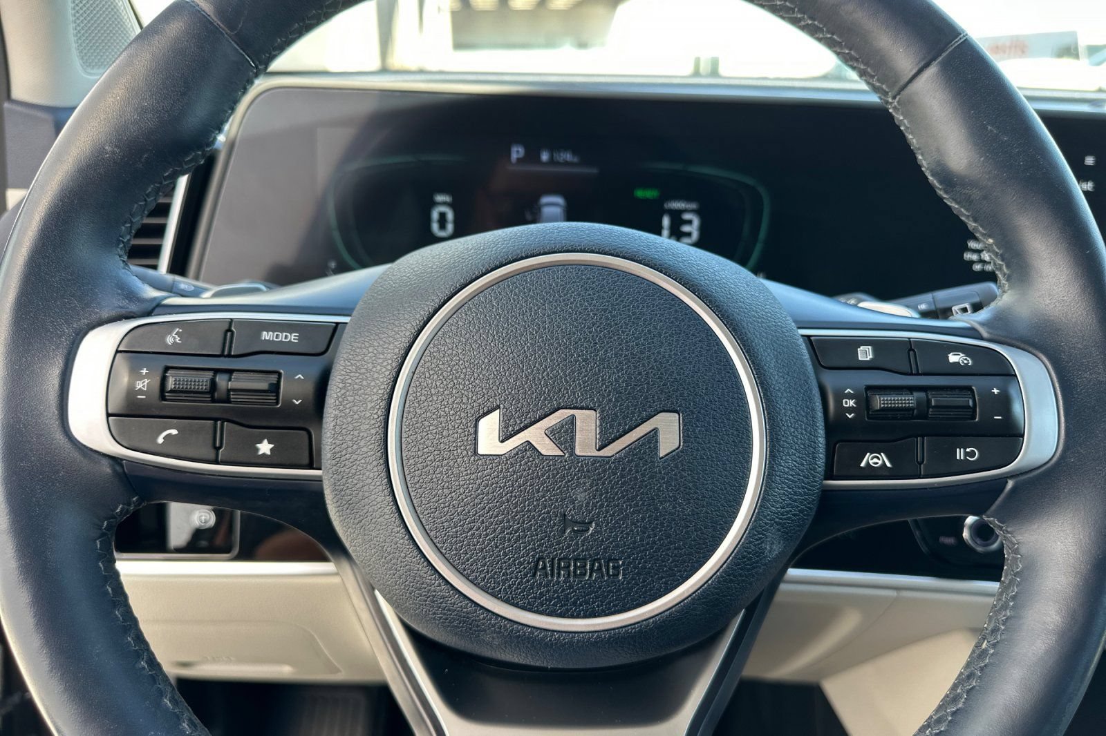 Used 2023 Kia Sportage EX AWD/4WD image 23
