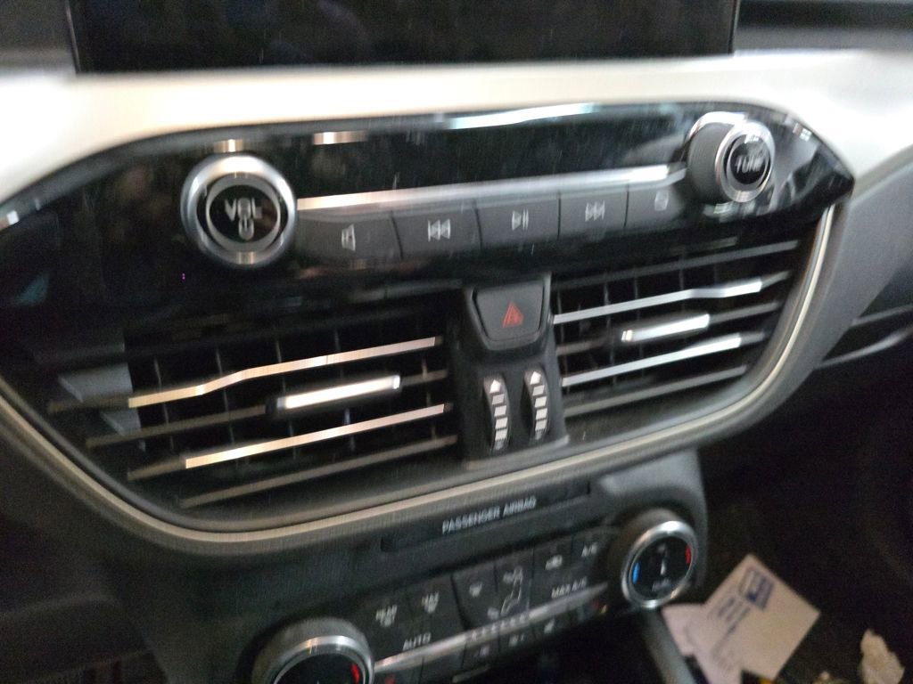 Certified 2022 Ford Escape SEL image 15