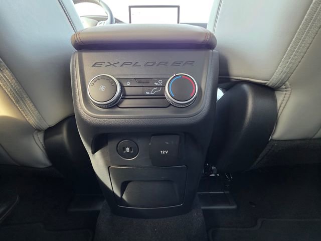 Certified 2025 Ford Explorer Active w/ Active Comfort Package image 37