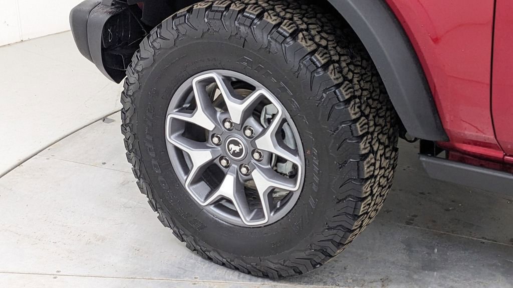 Certified 2025 Ford Bronco Badlands AWD/4WD image 5