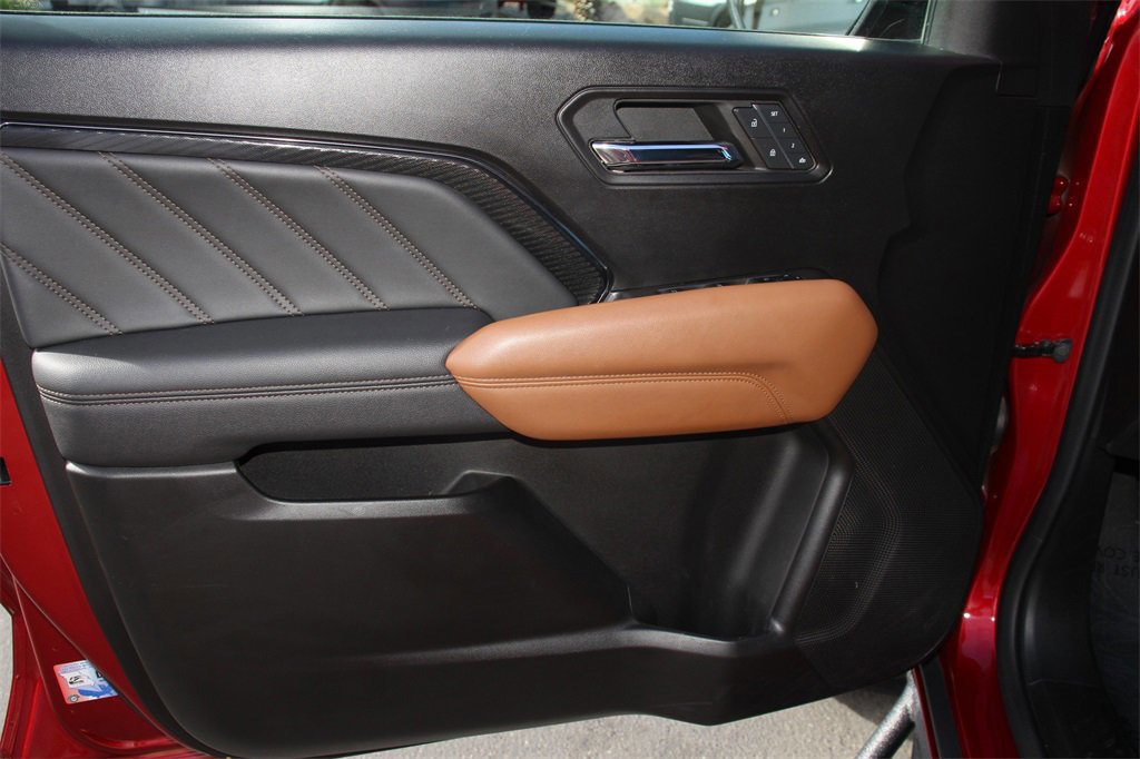 Used 2024 GMC Canyon AT4 w/ AT4 Premium Package image 22