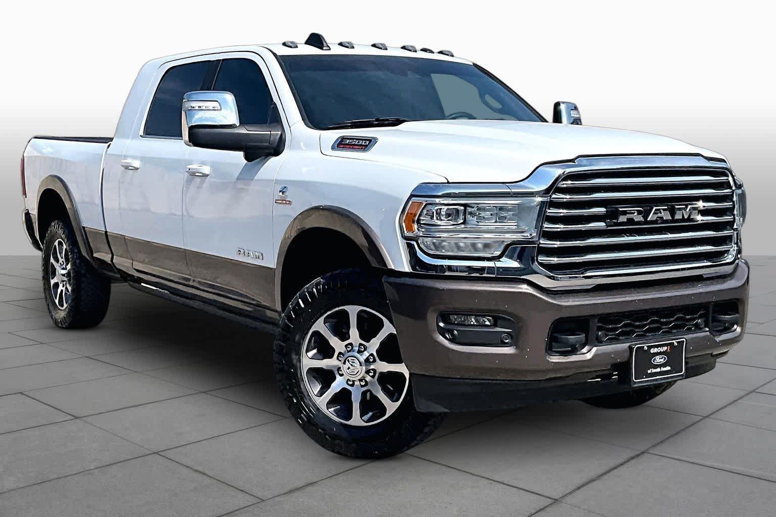 Used 2023 RAM 3500 Limited AWD/4WD image 3