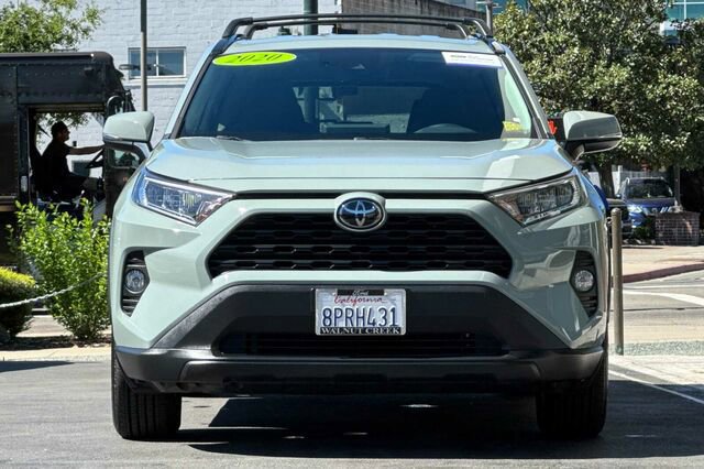 Used 2020 Toyota RAV4 XLE w/ XLE Grade Weather Package image 6