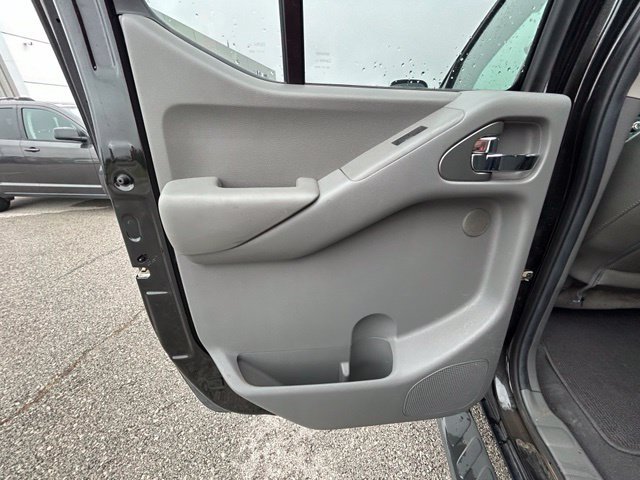 Used 2019 Nissan Frontier SL AWD/4WD image 36