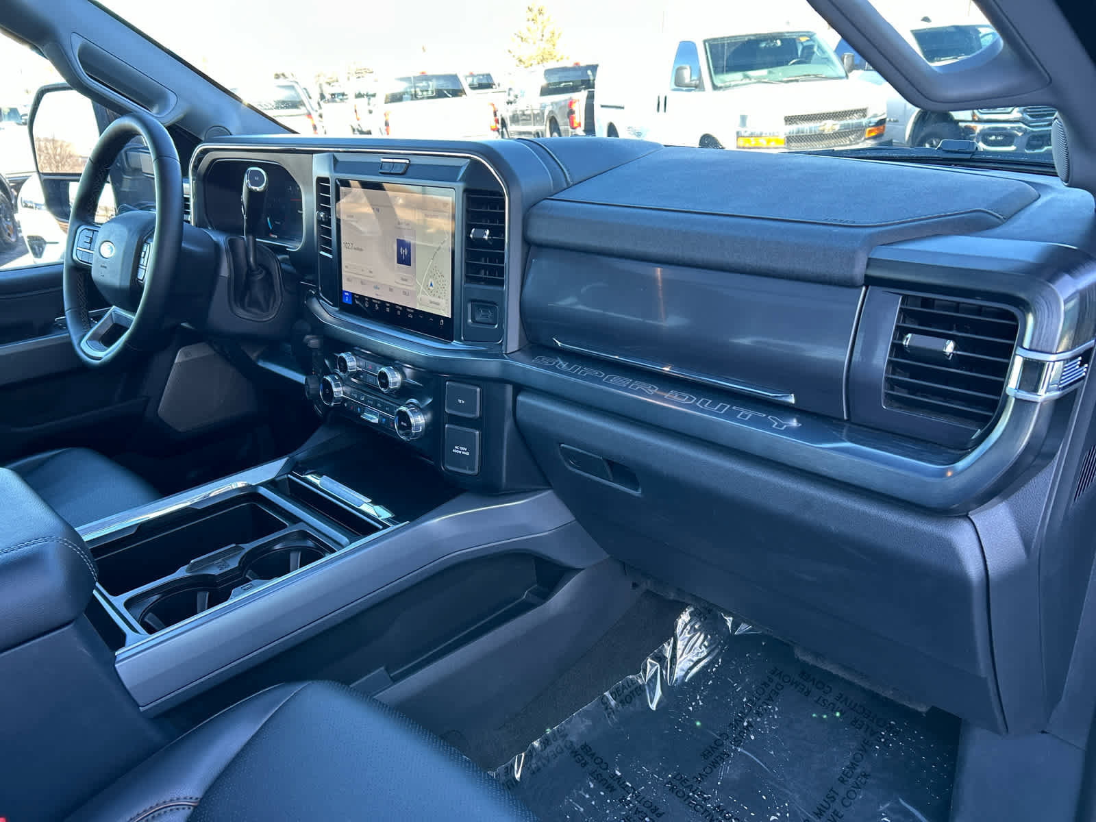 Certified 2025 Ford F450 Lariat w/ FX4 Off-Road Package image 18