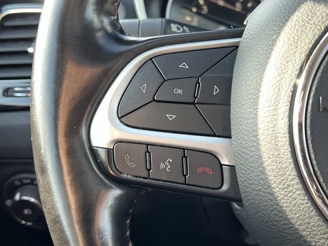 Used 2021 Jeep Compass Limited w/ Sun and Sound Group AWD/4WD image 26