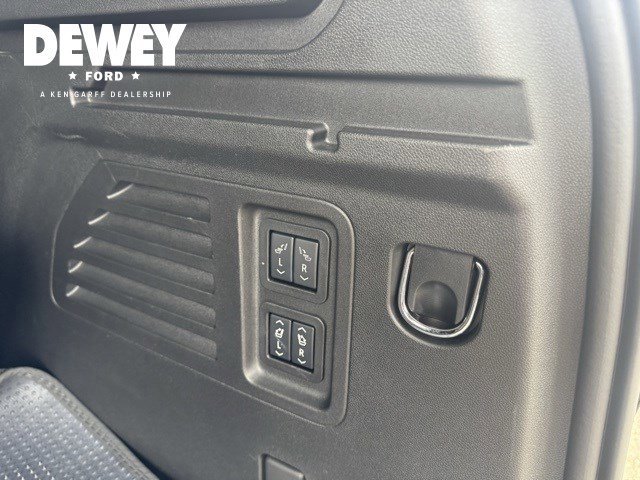 Used 2025 Buick Enclave Avenir w/ Trailering Package, 5000 lbs. image 30