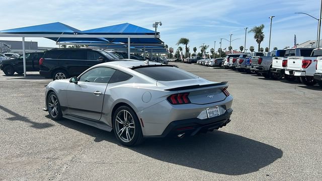 Certified 2024 Ford Mustang Coupe image 5