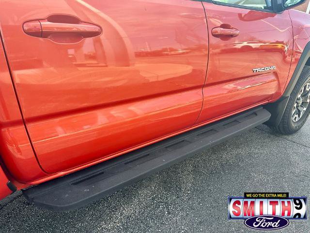 Used 2018 Toyota Tacoma TRD Off-Road AWD/4WD image 15