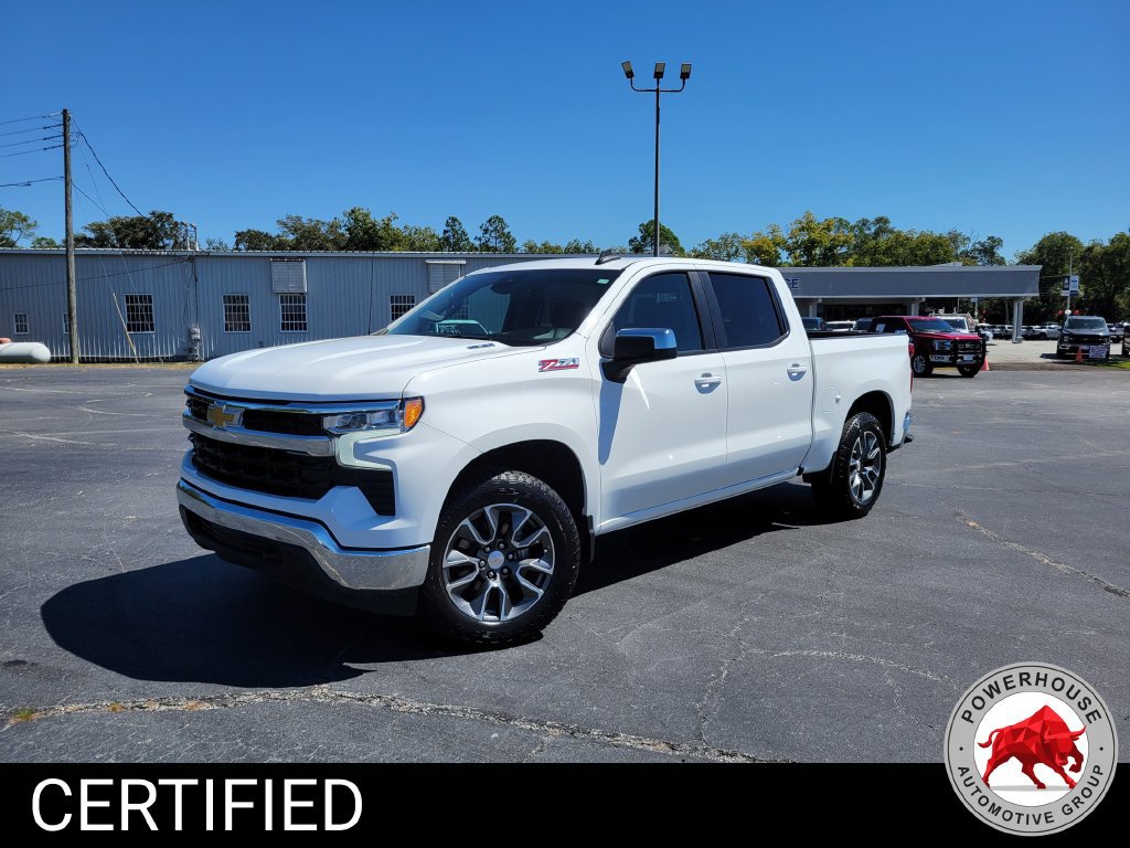 Used 2025 Chevrolet Silverado 1500 LT AWD/4WD image 2