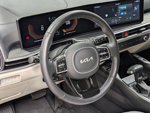 Used 2025 Kia Sorento EX FWD image 9