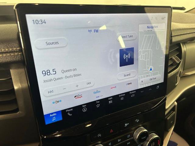 Certified 2024 Ford Expedition Max XLT image 3