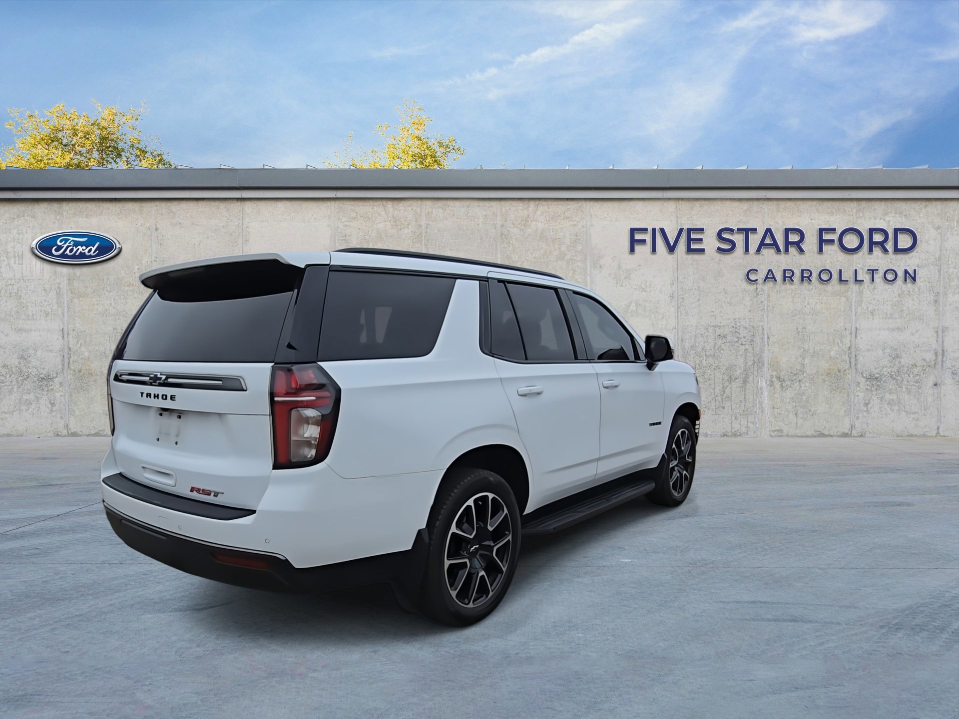 Used 2022 Chevrolet Tahoe RST w/ Luxury Package image 5