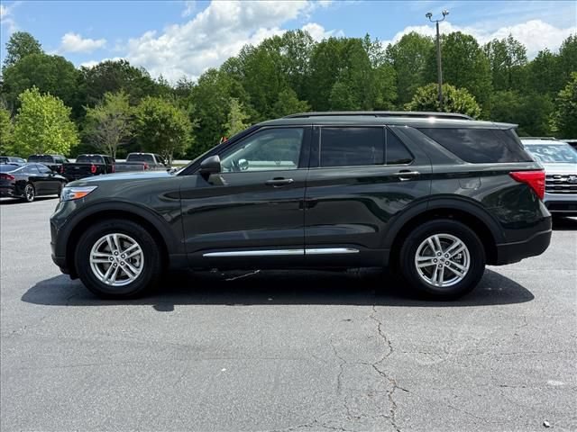 Certified 2023 Ford Explorer XLT w/ Equipment Group 202A RWD image 7