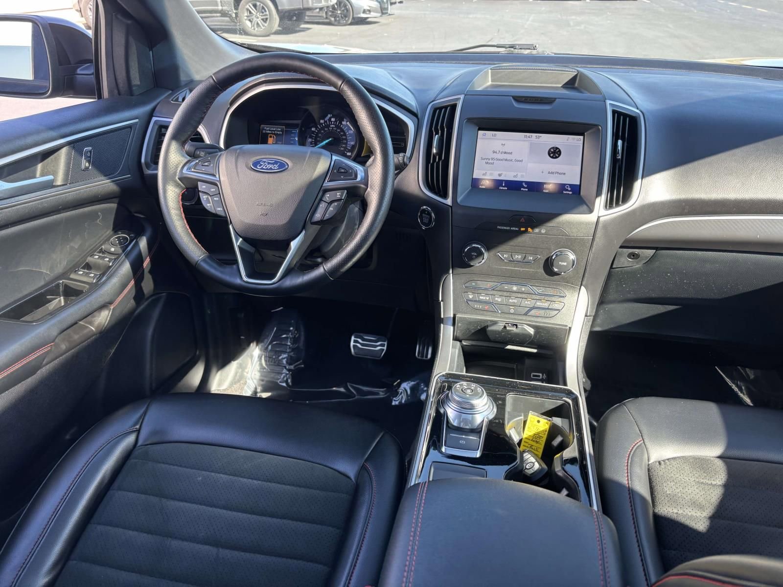 Certified 2020 Ford Edge ST-Line w/ Cold Weather Package image 32