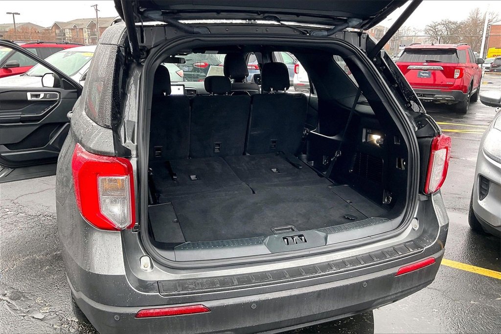 Certified 2020 Ford Explorer XLT image 26