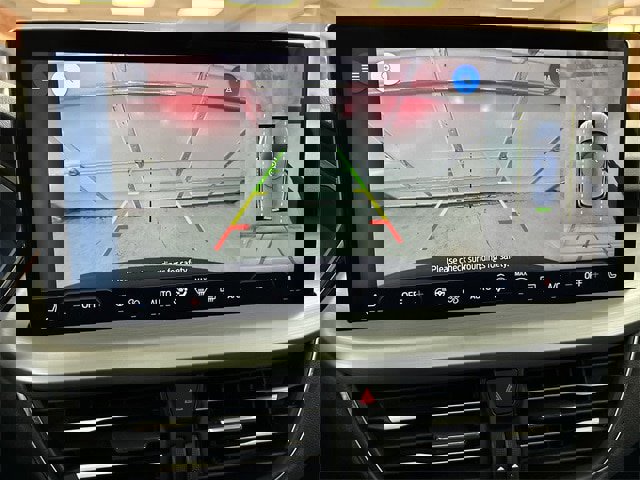 Certified 2023 Ford Escape Platinum w/ Premium Technology Package image 9