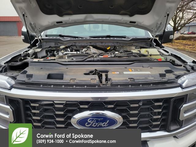 Certified 2025 Ford F450 Platinum w/ Platinum Plus Package image 45