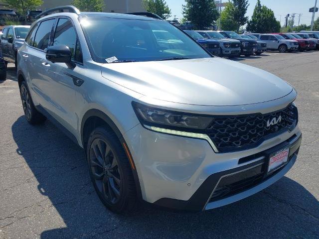 Used 2022 Kia Sorento SX Prestige w/ Rust Color Package AWD/4WD image 2