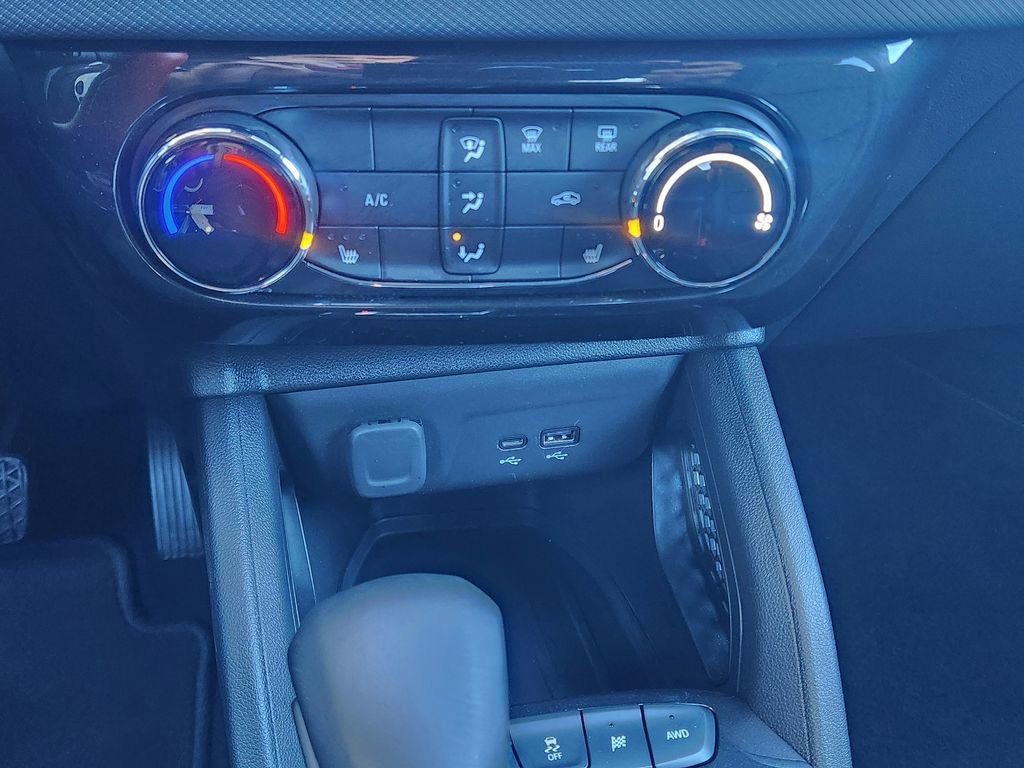 Used 2024 Chevrolet TrailBlazer RS w/ Driver Confidence Package image 26