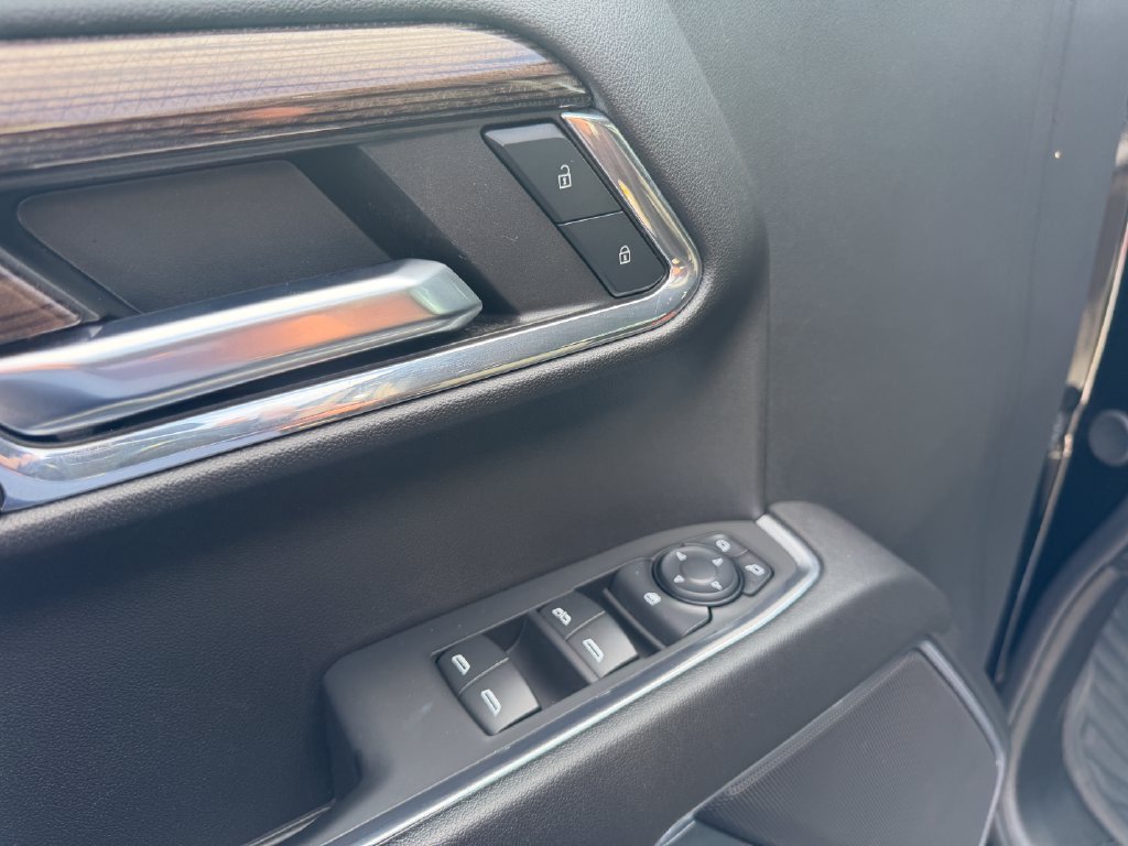 Used 2024 Chevrolet Silverado 1500 RST AWD/4WD image 21
