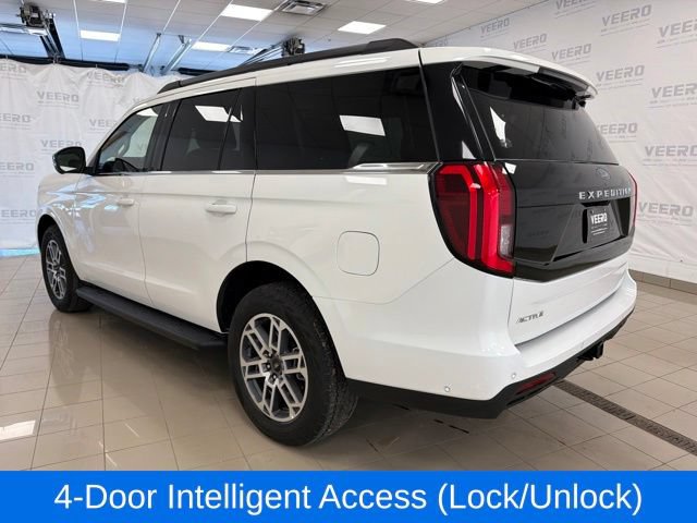 Certified 2025 Ford Expedition Active AWD/4WD image 14