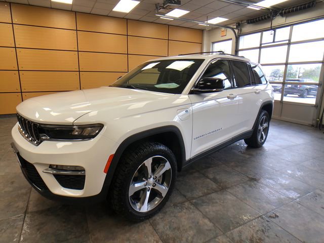 Used 2022 Jeep Grand Cherokee Limited 4xe AWD/4WD image 3