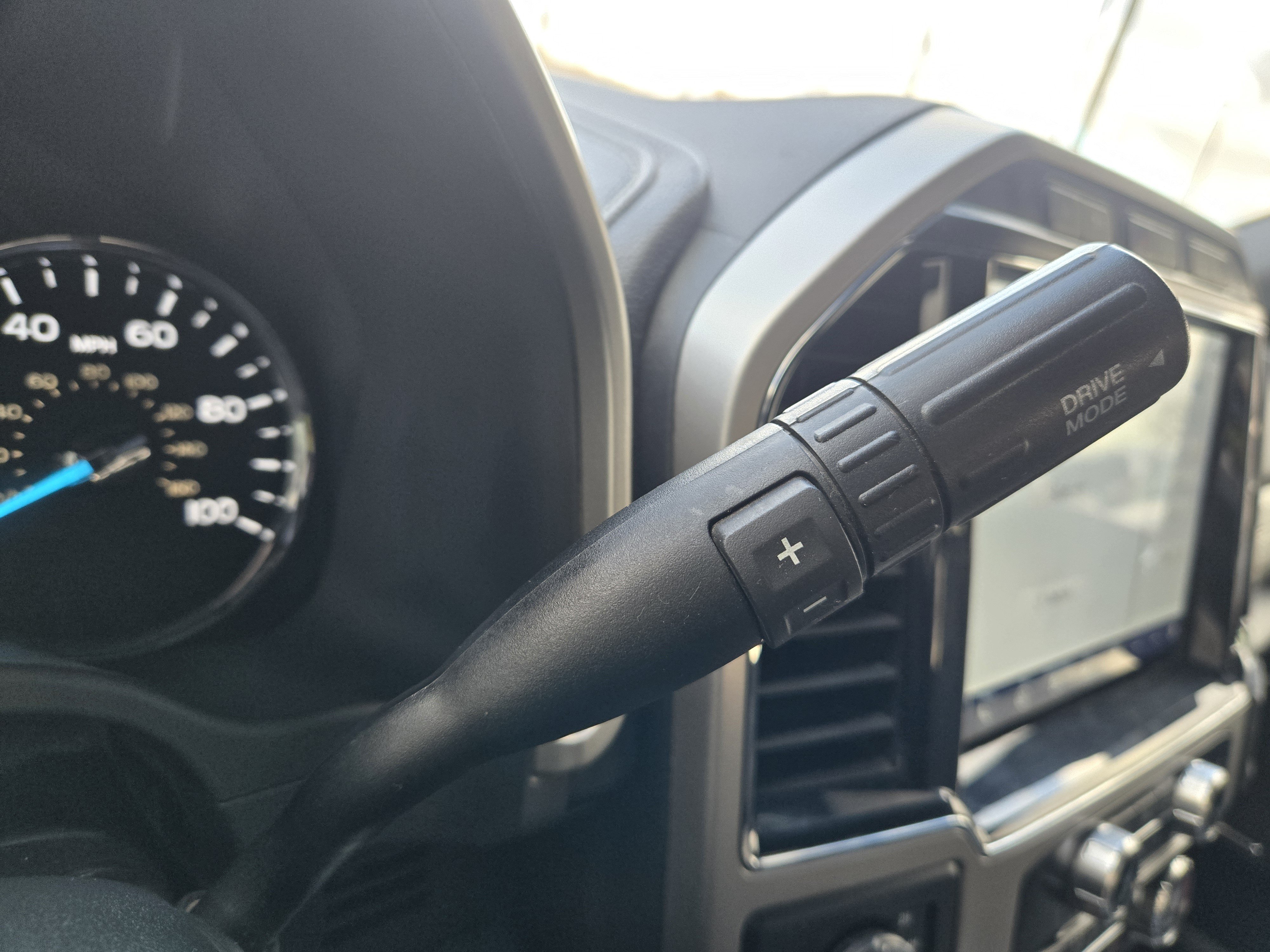 Certified 2022 Ford F350 Lariat w/ Lariat Ultimate Package AWD/4WD image 22