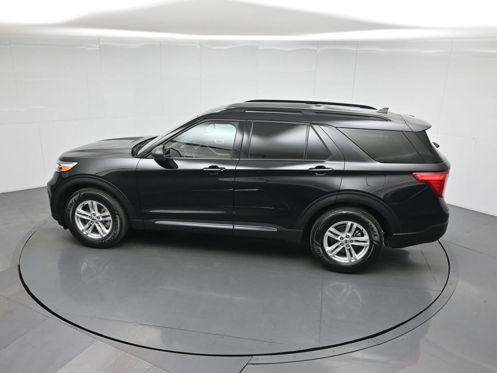 Certified 2023 Ford Explorer XLT image 42