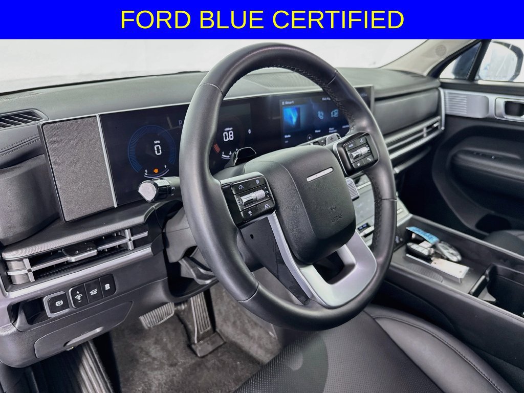 Used 2026 Hyundai Santa Fe SEL FWD image 12