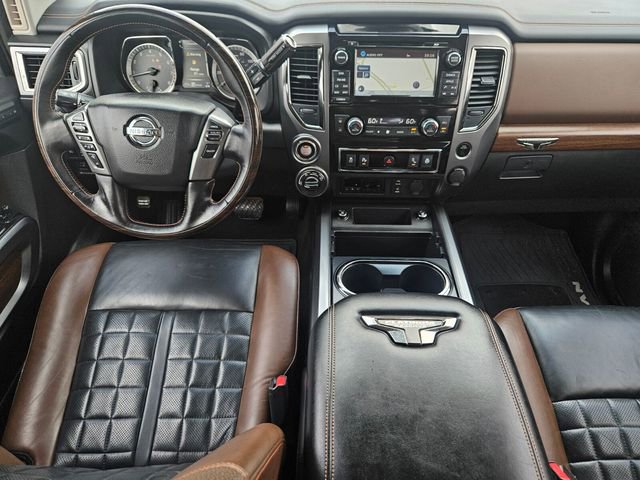 Used 2018 Nissan Titan Platinum Reserve w/ Platinum Utility Package AWD/4WD image 22