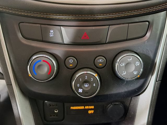Used 2020 Chevrolet Trax LS w/ Tint and Cruise Package FWD image 18