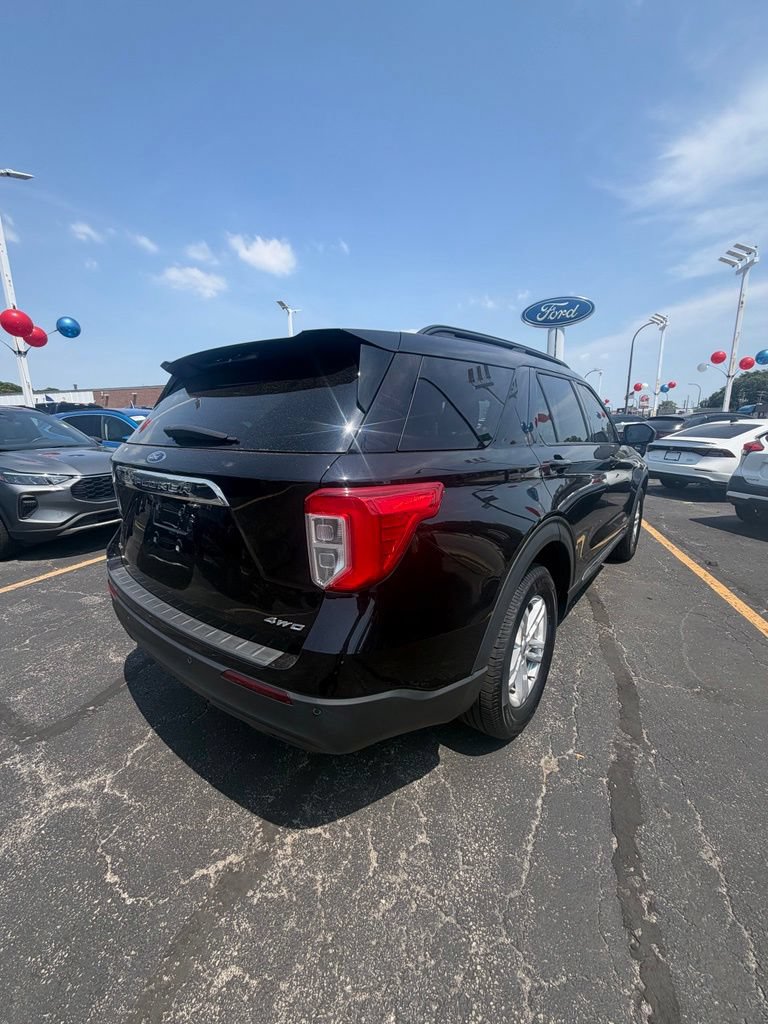 Certified 2022 Ford Explorer XLT w/ Class IV Trailer Tow Package AWD/4WD image 29