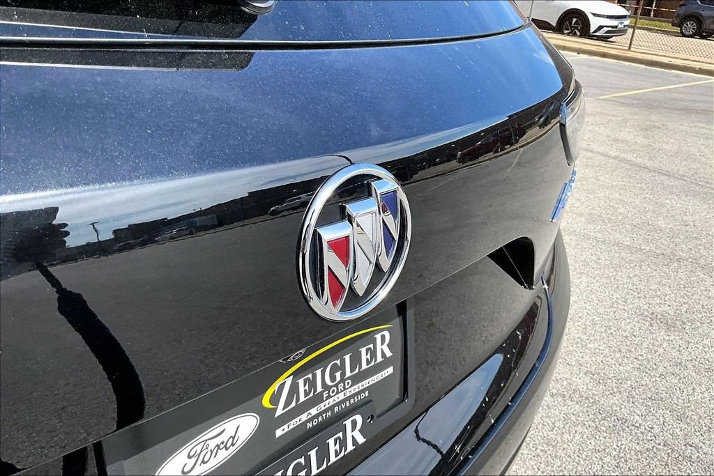 Used 2023 Buick Envision Avenir AWD/4WD image 31