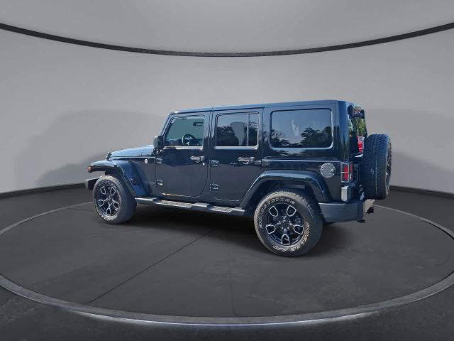 Used 2018 Jeep Wrangler Unlimited Sahara AWD/4WD image 6