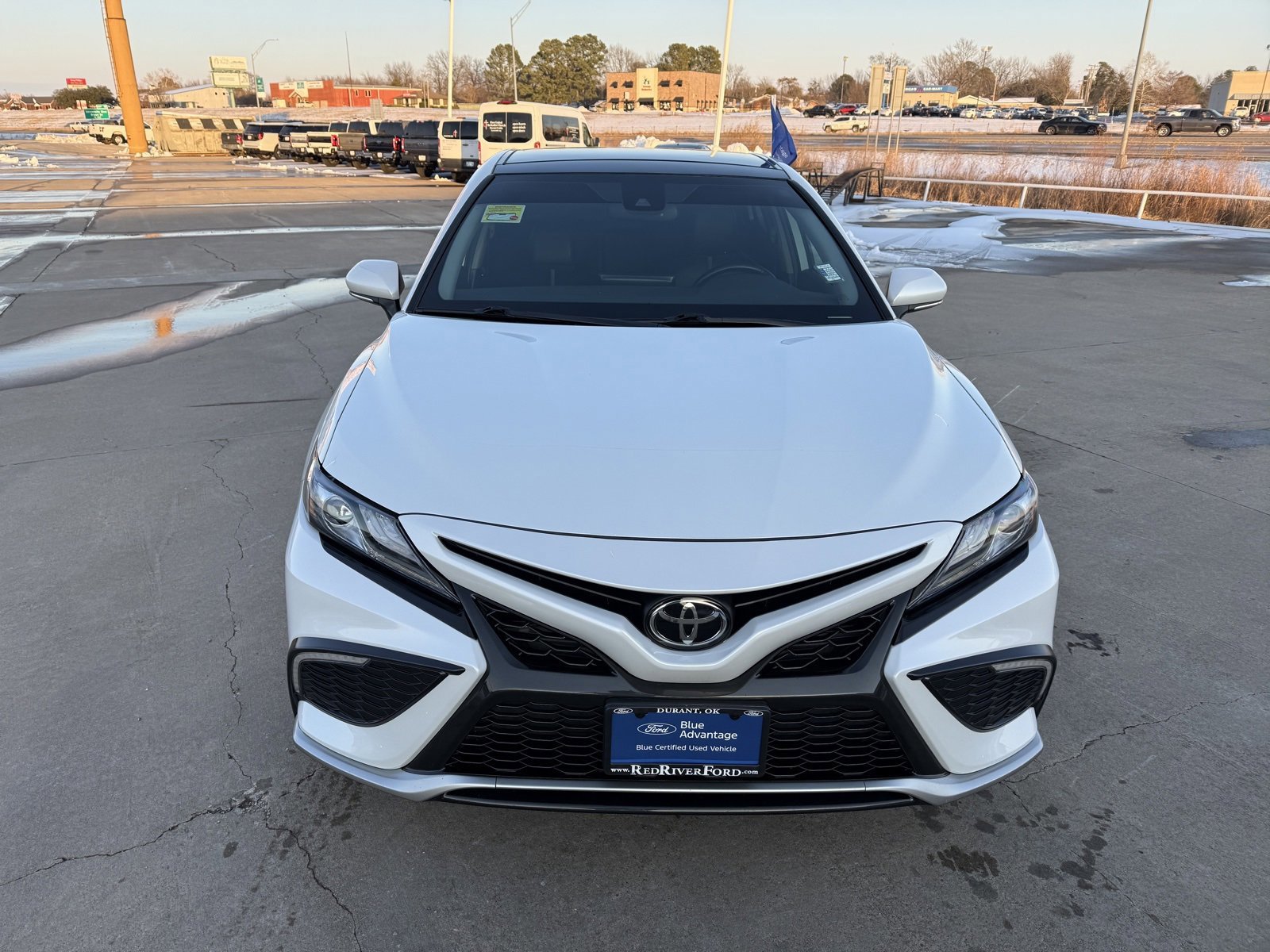 Used 2023 Toyota Camry XSE image 8