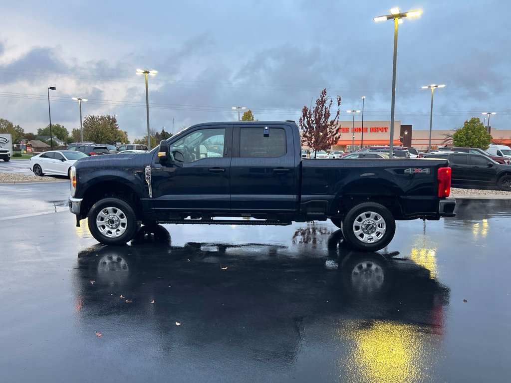 Certified 2024 Ford F250 XLT AWD/4WD image 9