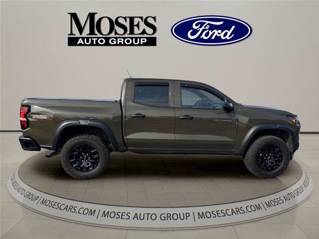 Used 2025 Chevrolet Colorado Trail Boss AWD/4WD image 4