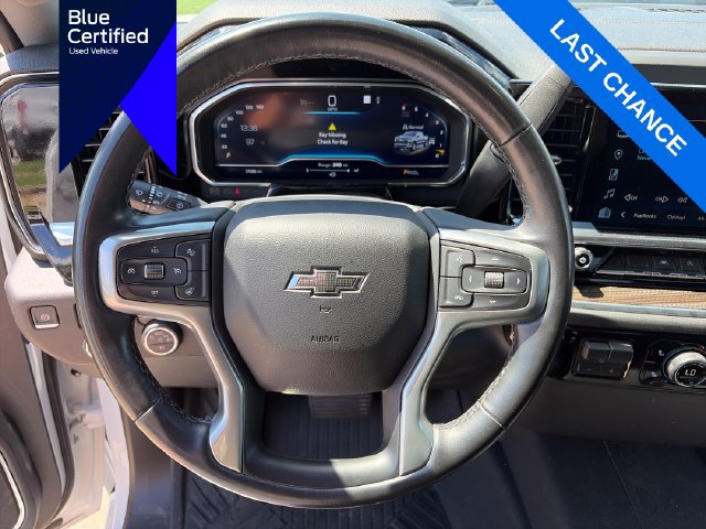 Used 2023 Chevrolet Silverado 1500 RST AWD/4WD image 13