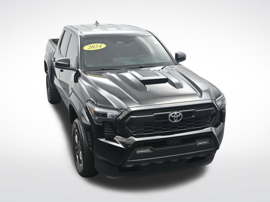 Used 2024 Toyota Tacoma TRD Sport w/ TRD Sport Upgrade Package AWD/4WD image 24