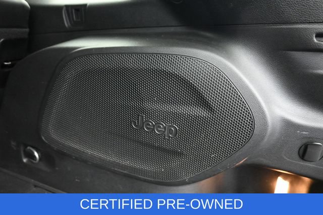 Used 2019 Jeep Cherokee Limited AWD/4WD image 8