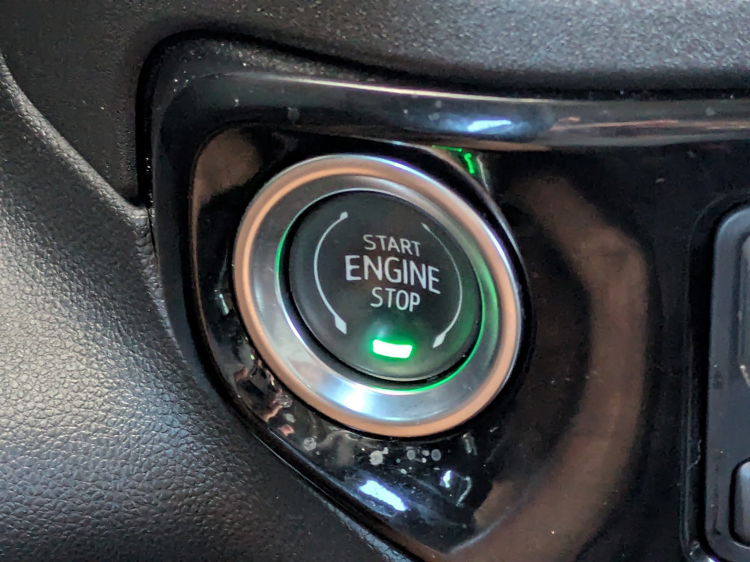 Used 2025 Chevrolet Silverado 1500 RST w/ Convenience Package II AWD/4WD image 30