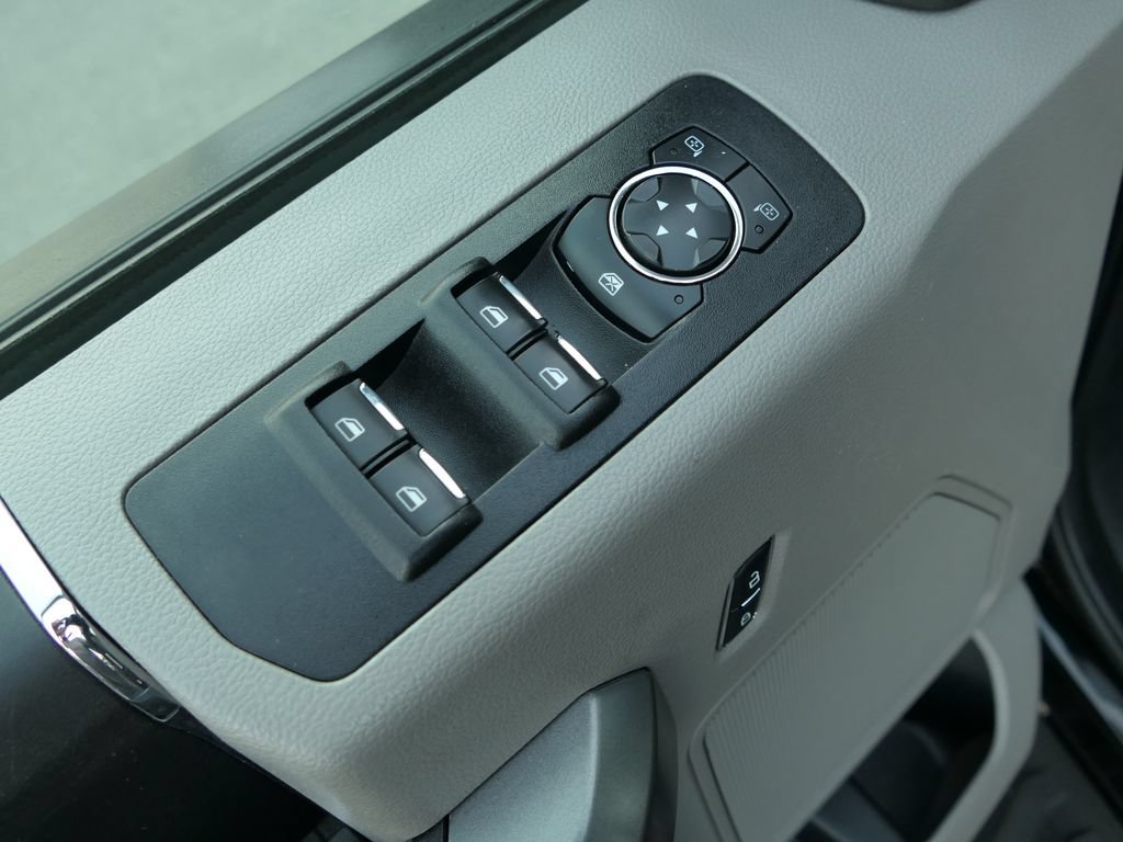 Certified 2017 Ford F150 XLT AWD/4WD image 18