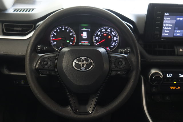 Used 2021 Toyota RAV4 XLE FWD image 26
