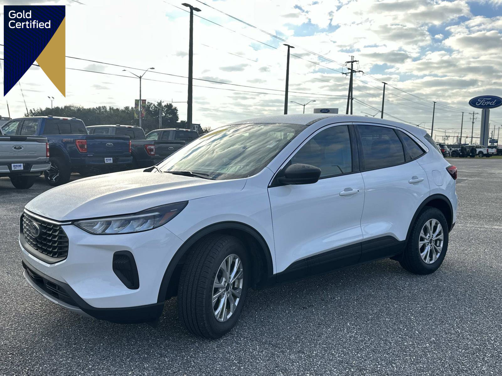 Certified 2023 Ford Escape Active w/ Cold Weather Package image 1