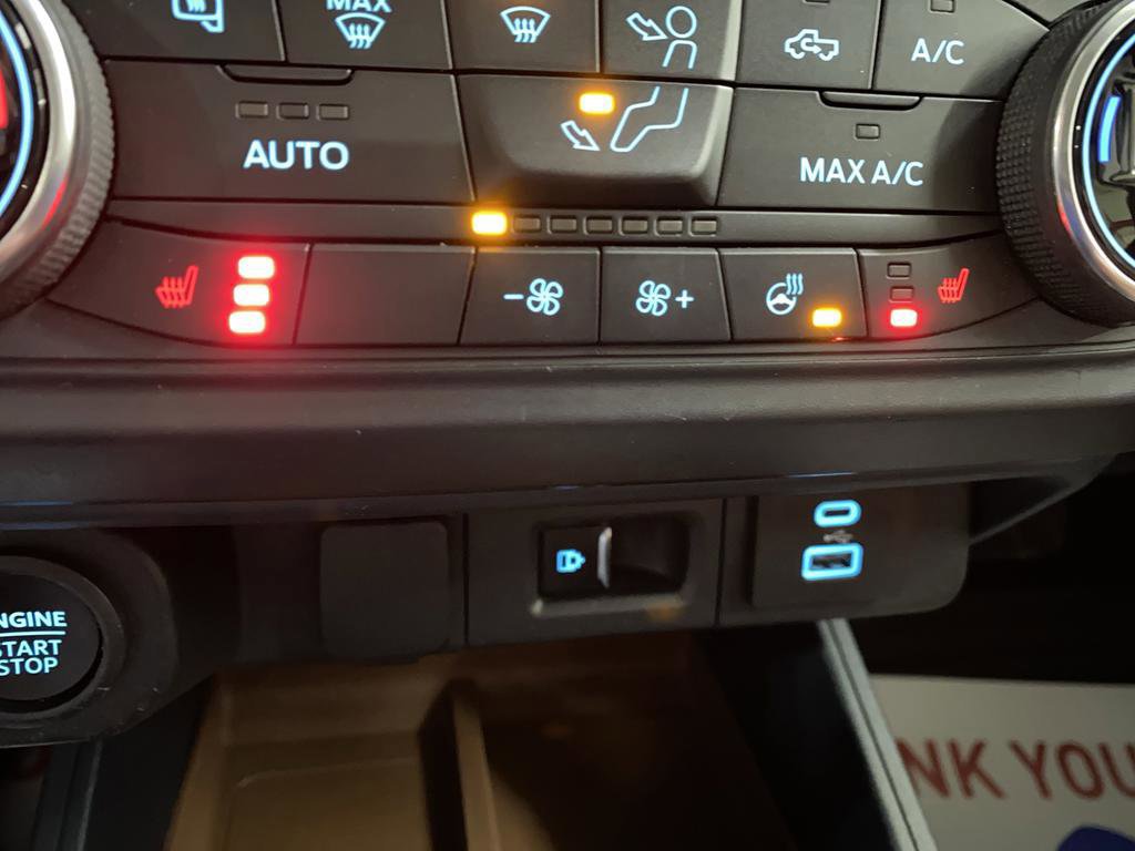 Certified 2022 Ford Maverick Lariat w/ Lariat Luxury Package image 12