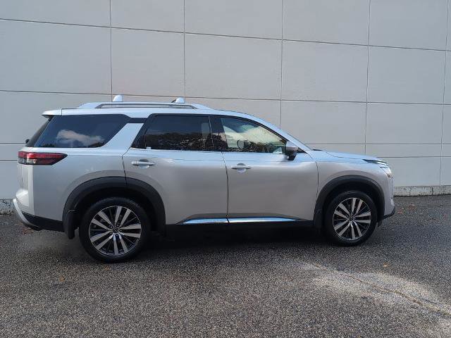 Used 2022 Nissan Pathfinder Platinum w/ Cargo Package image 2