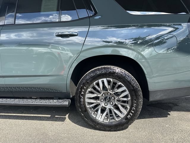 Used 2025 Chevrolet Tahoe Z71 w/ Z71 Off-Road Package AWD/4WD image 10