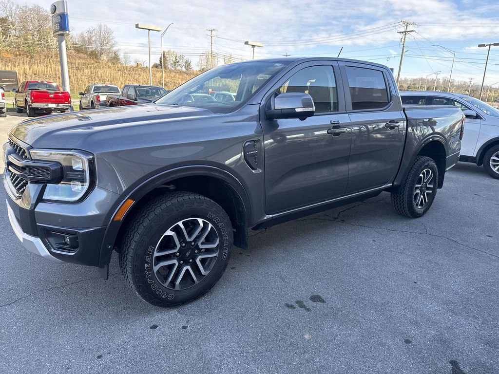 Certified 2024 Ford Ranger Lariat w/ FX4 Off-Road Package AWD/4WD image 3