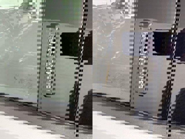 Certified 2024 Ford F250 Lariat w/ Lariat Ultimate Package image 13